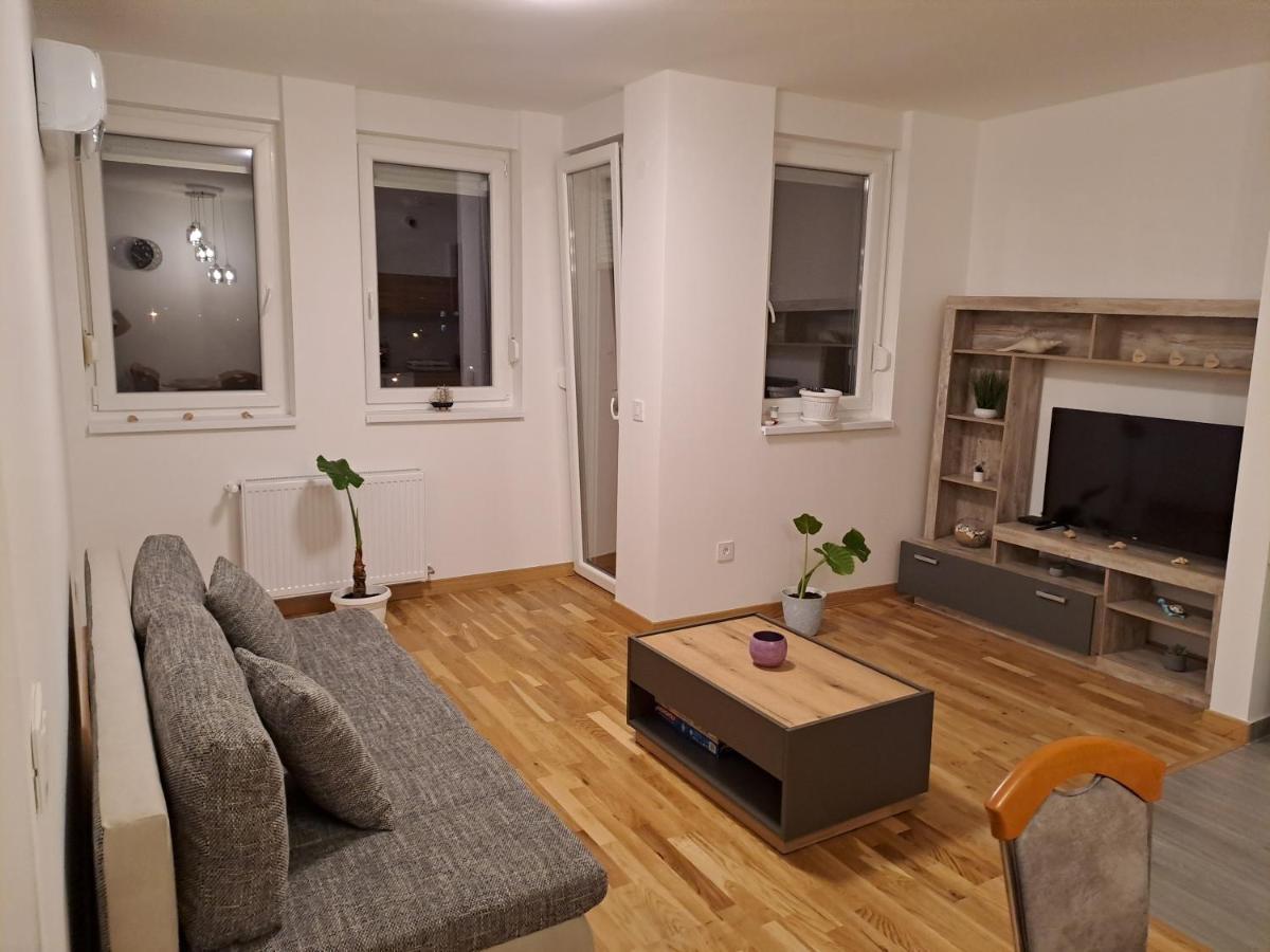 Das Apartman Суботиця Екстер'єр фото